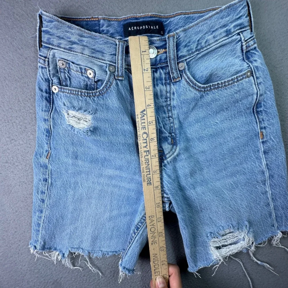 Aeropostale 90s Baggy High Rise Distressed Denim Shorts Size 000 Light Wash Blue